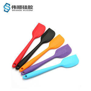 硅膠制品怎么買，東莞硅膠制品廠家推薦【全網(wǎng)聚焦】