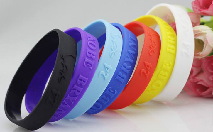 怎樣定制硅膠禮品,定制硅膠禮品需要注意什么,硅膠禮品定制注意事項(xiàng) 怎樣定制硅膠禮品,定制硅膠禮品需要注意什么,硅膠禮品定制注意事項(xiàng)