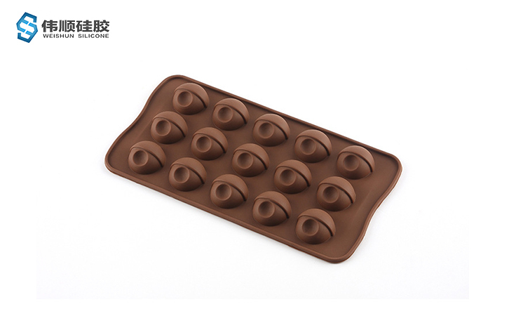 硅膠制品變形的原因 硅膠制品變形的原因