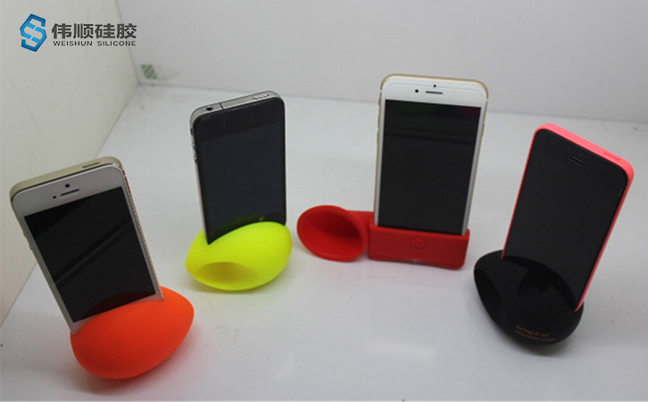 硅膠怎么做出來(lái)的,硅膠怎樣成型的,硅膠制品怎么生產(chǎn)的 硅膠怎么做出來(lái)的,硅膠怎樣成型的,硅膠制品怎么生產(chǎn)的