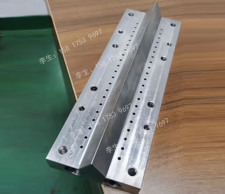 一次性口罩熔噴布模頭生產(chǎn)工廠 一次性口罩熔噴布模頭生產(chǎn)工廠